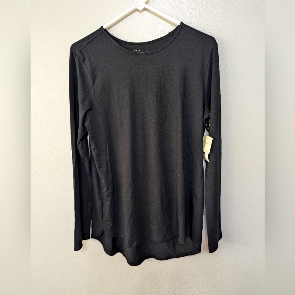 Aj Andrea Jovine Nwt Black Long Sleeve Tshirt Size M